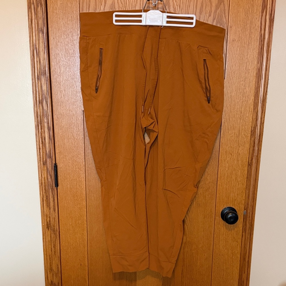 Athleta Women's Track Joggers in Rust